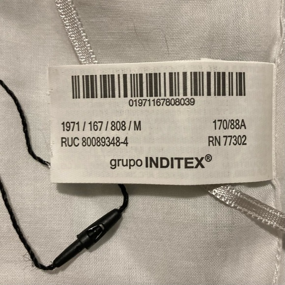 Zara NWOT Silver Foil Crop Top with Adjustable Straps - Picture 5 of 7